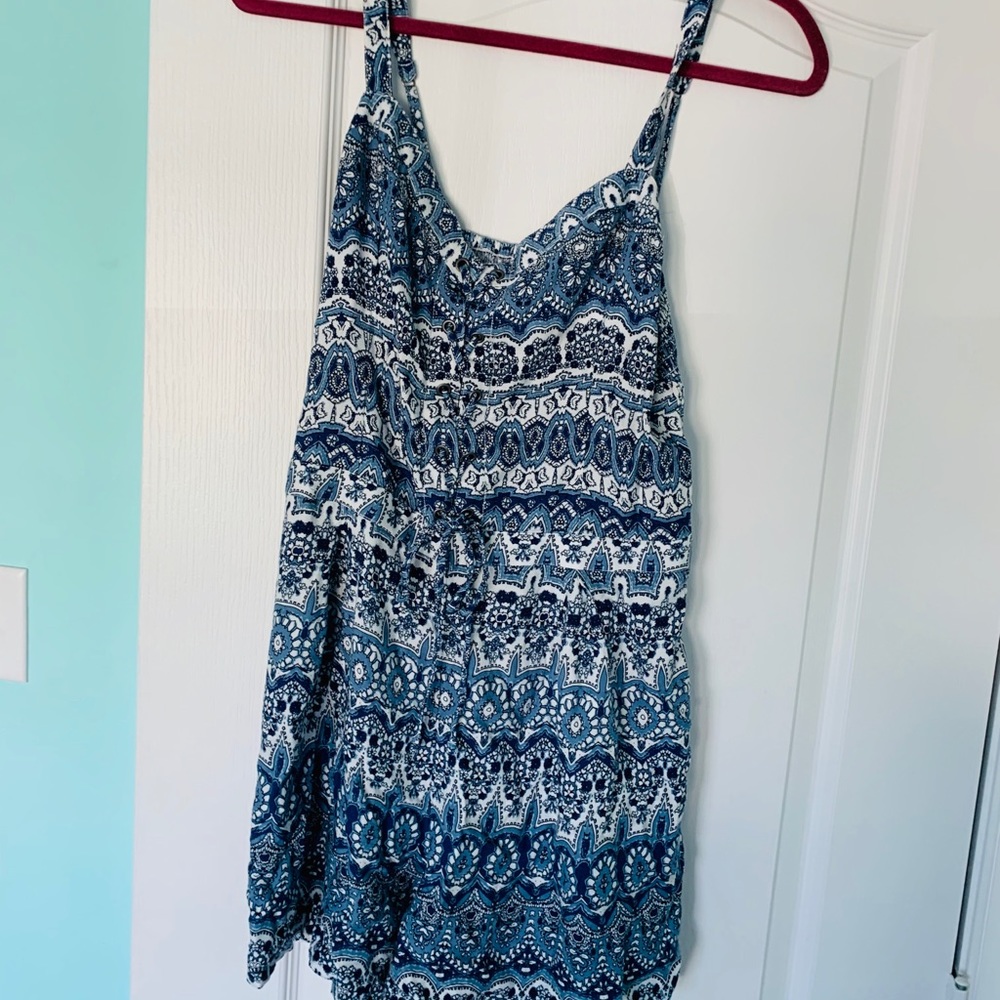Hollister size L romper
